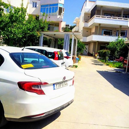 Menelaos Apartments Adelianos Kampos Ngoại thất bức ảnh