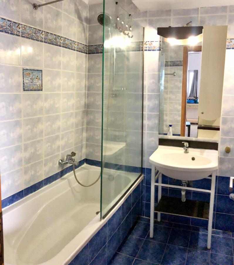 Menelaos Apartments Adelianos Kampos Ngoại thất bức ảnh